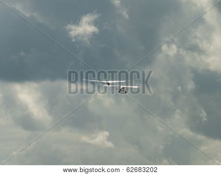 Glider taking off