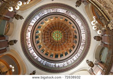 Dome At Illinois Statehouse