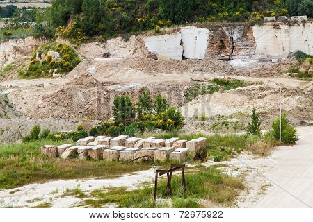 Travertino Marble