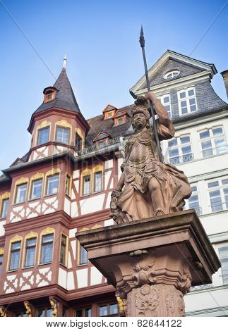 statue in Frankfurt