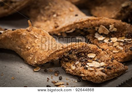 Baked cookie snacks