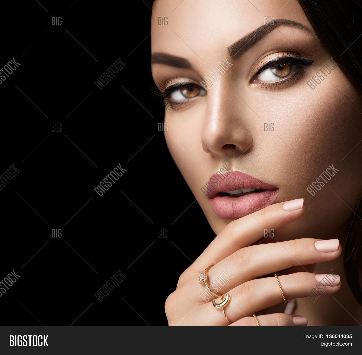 Beautiful Woman Face Image And Photo Free Trial Bigstock