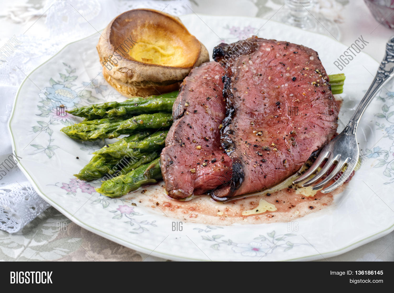 Roastbeef Green Image & Photo (Free Trial) Bigstock