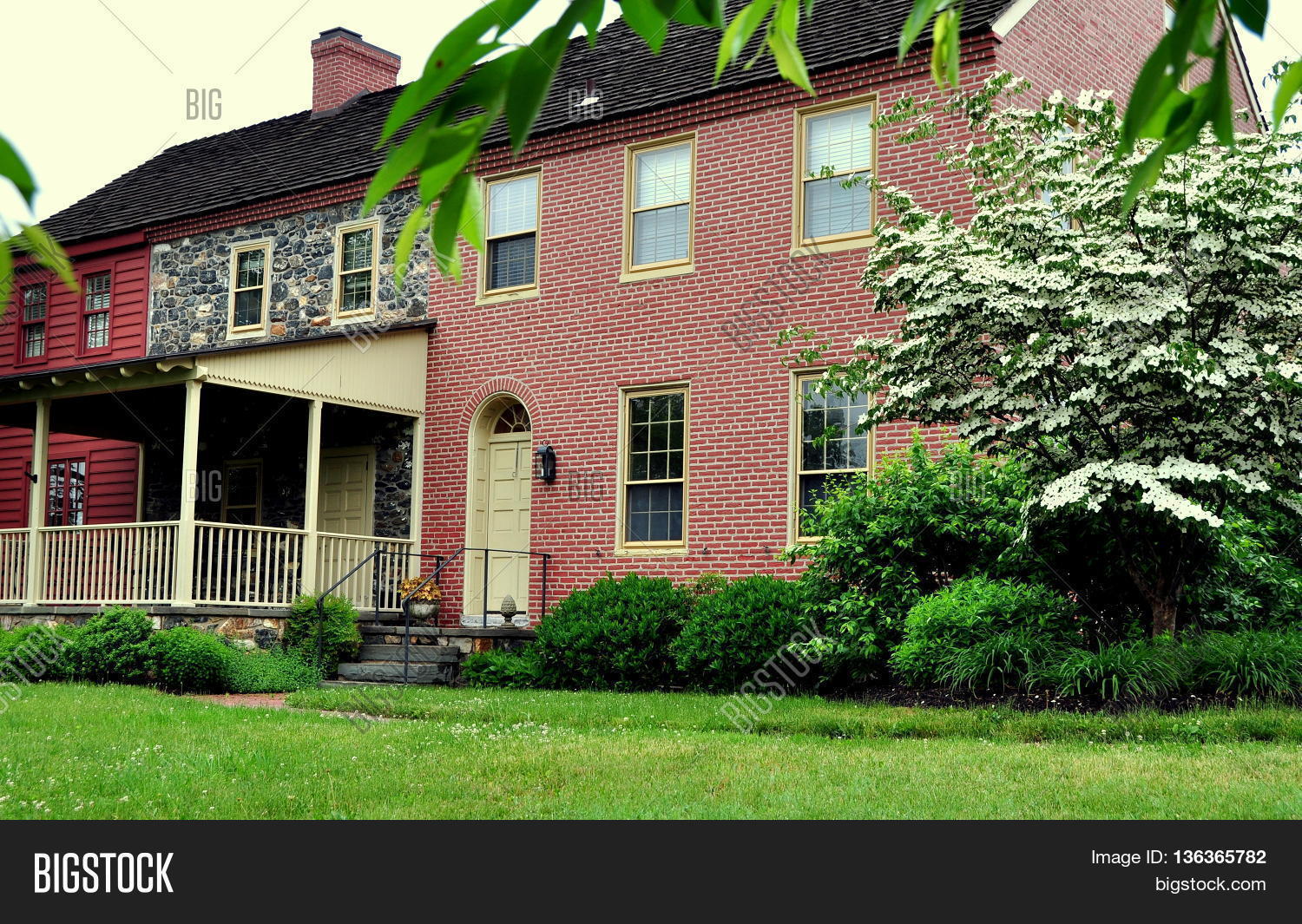 Square Image & Photo (Free Trial) Bigstock