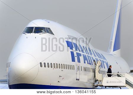 Boeing 747 Transaero Waiting For Boarding.