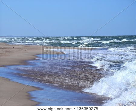 hite Sea. Baltika. Curonian Spit. Spring. Sands. Day.