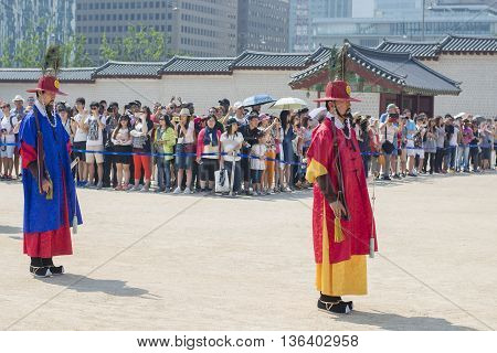 SEOULSouth Korea - MAY 22: Changing of the Royal guard ceremony at the Gwanghwamun main Gate of Gyeongbokgung Palace. MAY 22 2016 in Seoul South Korea