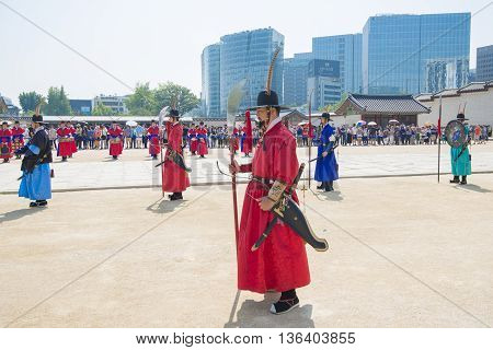 SEOULSouth Korea - MAY 22: Changing of the Royal guard ceremony at the Gwanghwamun main Gate of Gyeongbokgung Palace. MAY 22 2016 in Seoul South Korea
