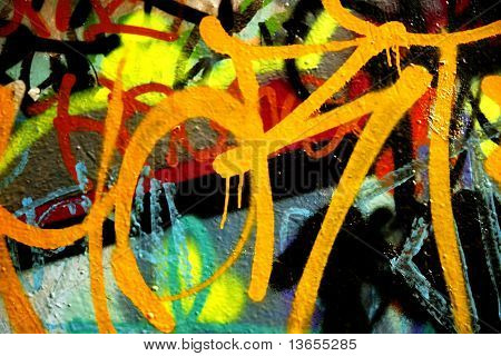 Orange neuklizené a odkapávání graffiti
