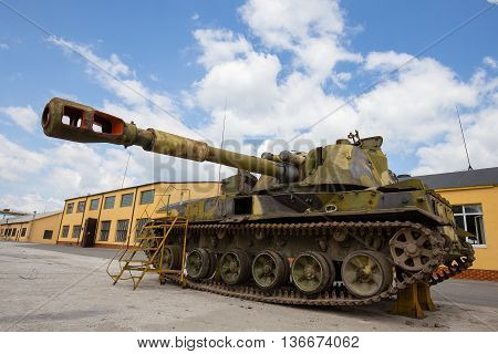 ZHITOMIR UKRAINE - MAY 23 2016 : Russian battle tank close up: self-propelled armored artillery old howitzer 152mm howitzer 2C3 Akacia