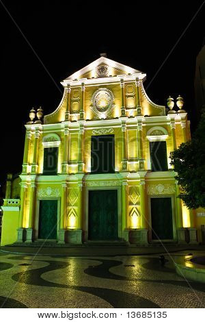Sao Domingos, Chiesa di San Domenico a Macao di notte.