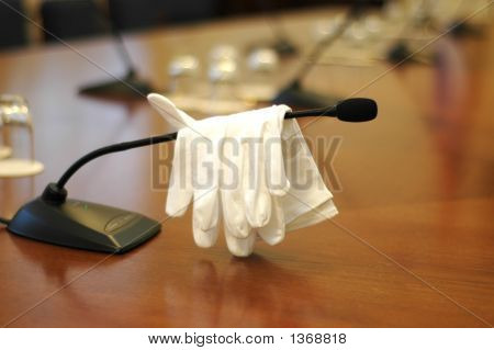 Il guanto di sfida è Throw