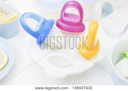 Breast Milk Popsicles for Infants, for summer