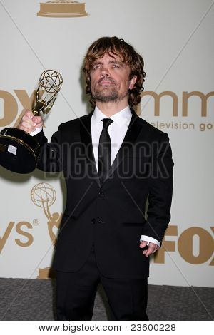 LOS ANGELES - 18 settembre: Peter Dinklage nella sala stampa presso la 63a Primetime Emmy Awards al Nokia T