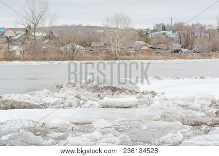 Ice Drift. The Ice Has Started On The River. The Ice Is Swimming On The River.