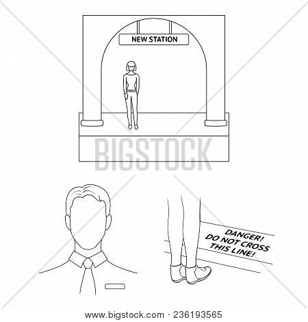 Metro, Subway Outline Icons In Set Collection For Design.urban Transport Vector Symbol Stock  Illust