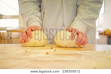 Industrial Cooking Of Popular Classical Bread Dumplings.