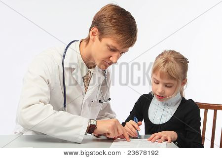 der Doktor und das kleine Mädchen