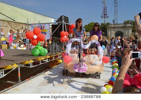 Tot Parade