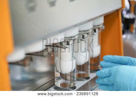 Soxhlet Extractor.percolator-boiler And Reflux,distillation Flask On Heating Element.organic Chemist