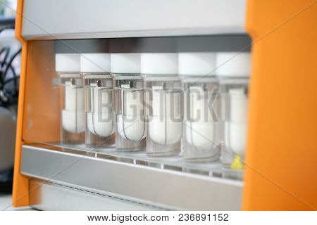 Soxhlet Extractor.percolator-boiler And Reflux,distillation Flask On Heating Element.organic Chemist