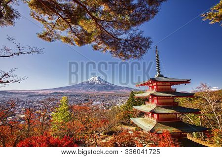 Views Of Mt. Fuji From Churieto Pagoda