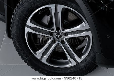 Novosibirsk, Russia - October 10, 2019:  Mercedes-benz Gls-class, Close-up Car Wheel With Aluminum A