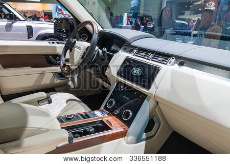 Land Rover Range Rover On Display During Los Angeles Auto Show.