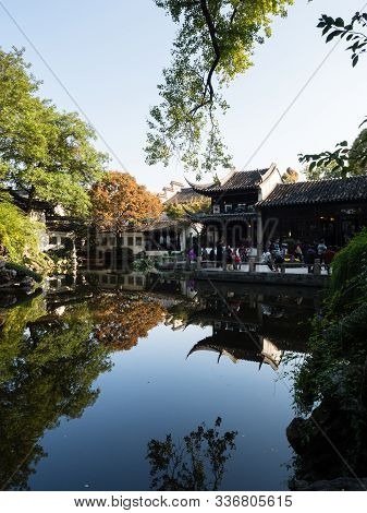 Suzhou, China - October 30, 2017: Evening At Lingering Garden, One Of  The Famous Classical Gardens 
