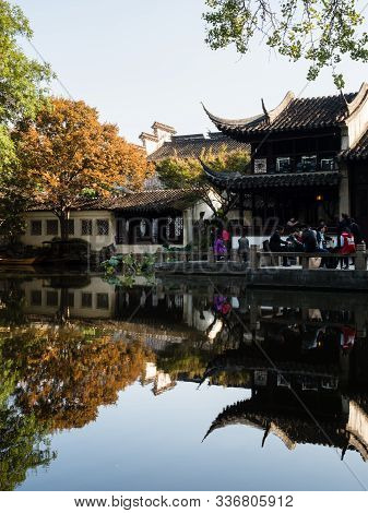 Suzhou, China - October 30, 2017: Evening At Lingering Garden, One Of  The Famous Classical Gardens 