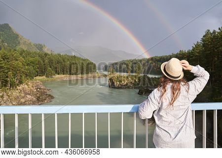 Travel Woman In Hat. Mountain Trekking. Hipster Journey. Unrecognizeble People. Nature Landscape Wit