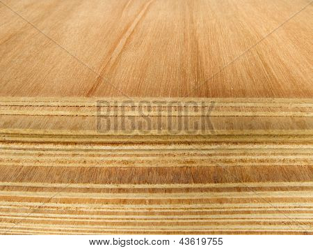 Pile de feuilles de contreplaqué