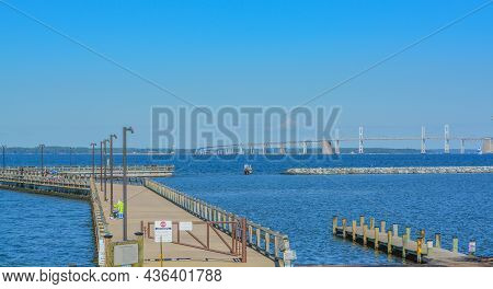 Matapeake Fishing Pier On The Chesapeake Bay In,stevensville, Queen Anne's County, Maryland