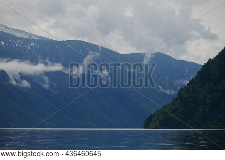 Beautiful Panoramic View At Kucherla Mountain Lake And Mountain Range. Belukha National Park, Altai 