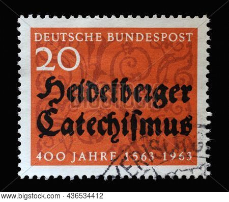 ZAGREB, CROATIA - JUNE 27, 2014: Stamp printed in Germany dedicated to 400 years of the Heidelberg Catechism, containing the doctrine of the reformed church, circa 1963