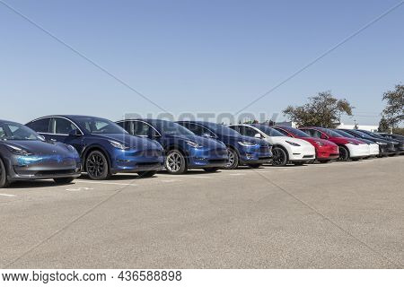 Indianapolis - Circa October 2021: Tesla Ev Electric Vehicles On Display. Tesla Products Include Ele