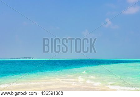 Color Gradient At Sandbank Islands Madivaru Finolhu Rasdhoo Atoll Maldives.