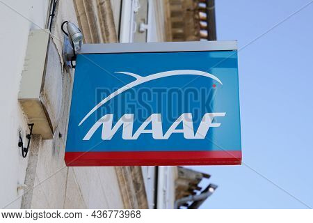 Bordeaux , Aquitaine  France - 10 15 2021 : Maaf Sign And Text Logo Front Of Office Store French Ins