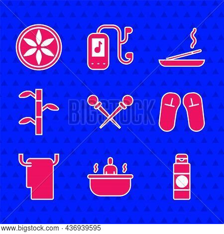 Set Knitting Needles, Bathtub, Cream Or Lotion Cosmetic Tube, Slipper, Towel Hanger, Bamboo Stems Wi