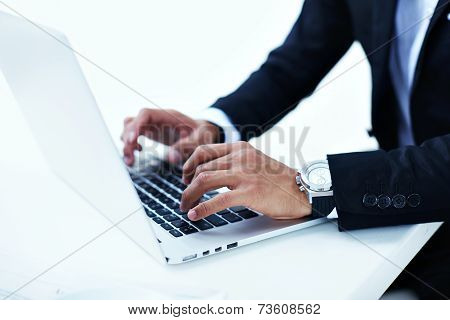 Close up shot businesspeople using modern devises for work, working man in beautiful office