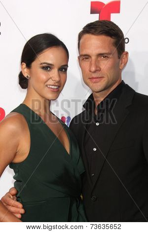 LOS ANGELES - OCT 10:  Melissa Fumero, David Fumero at the 2014 NCLR ALMA Awards Arrivals at Civic Auditorium on October 10, 2014 in Pasadena, CA