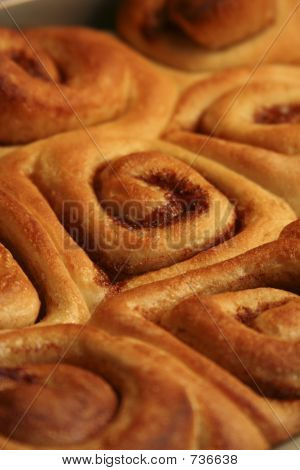 Varma kanelbullar