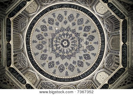 Dome af moskeen, orientalske ornamenter fra Samarkand, Usbekistan