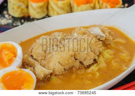 Noodle Curry Soup