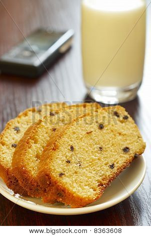 Biskupský chlebíček s čokoládou a mléko