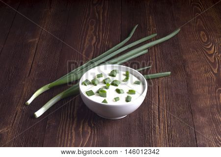 Sour Creame. Round Dish Of Homemade Tartar Sauce. Sour Cream With Green Onion.