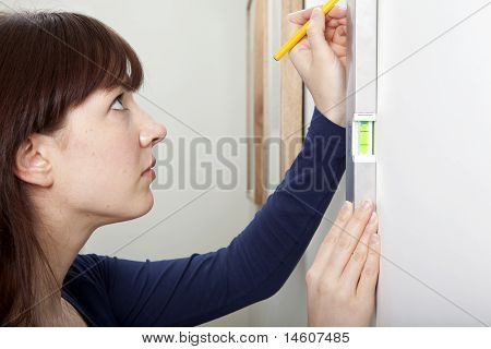 Nível de espírito DIY mulher