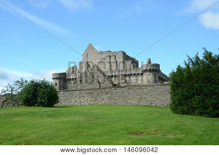 A view of the medieval Craigmillar castle