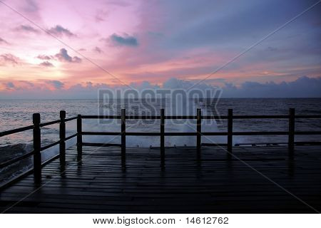 Havet solnedgång. Borneo.