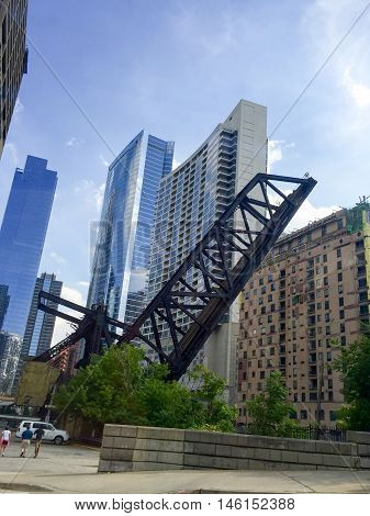 bridge in chicago in front of sky scapers